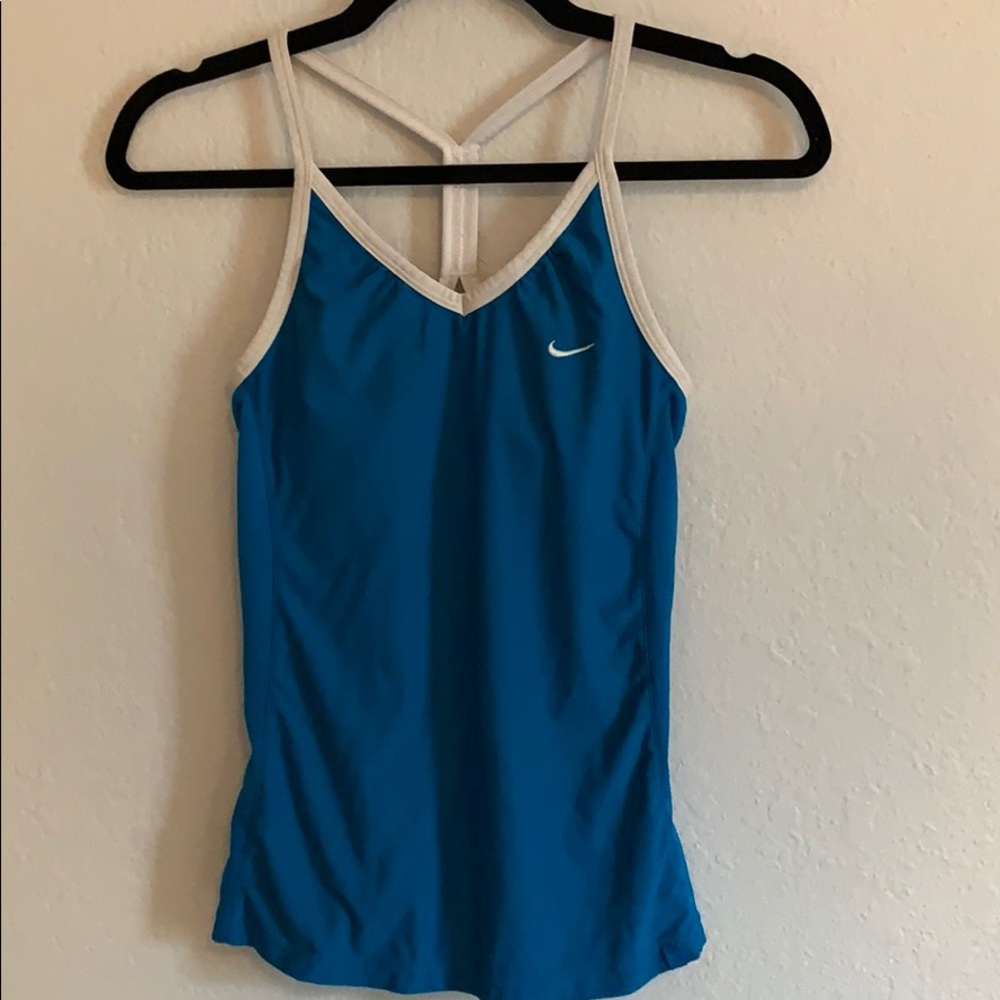 NIKE dry fit razor back top, size: S